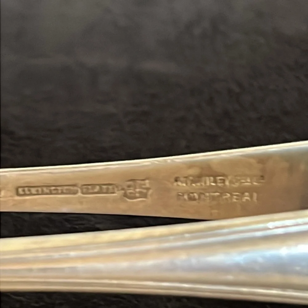 Antique Elkington A.T. Wiley Montreal Silver plate pickle tongs claw Victorian